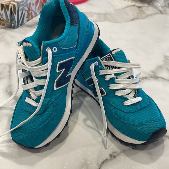 New balance 574 women shoes - Picture 2 of 9